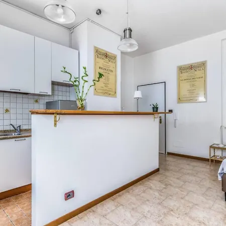 Dimora Poma18 Apartamento