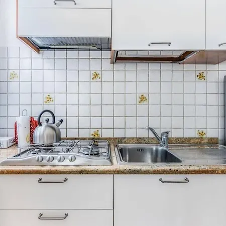 Apartamento Dimora Poma18 *